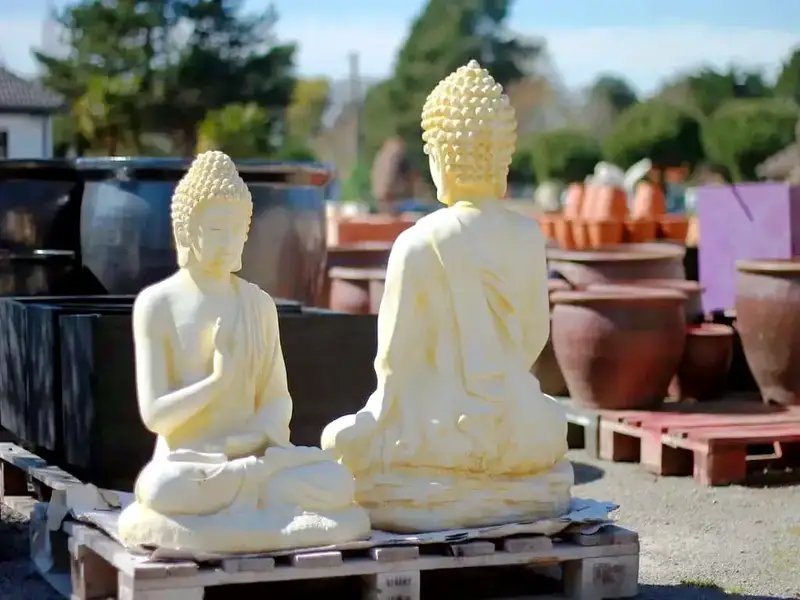 Pot en béton couleur noir