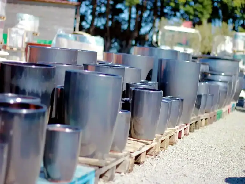 Pot émaillés couleur gris