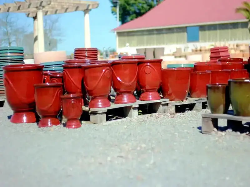 Pot émaillés couleur rouge