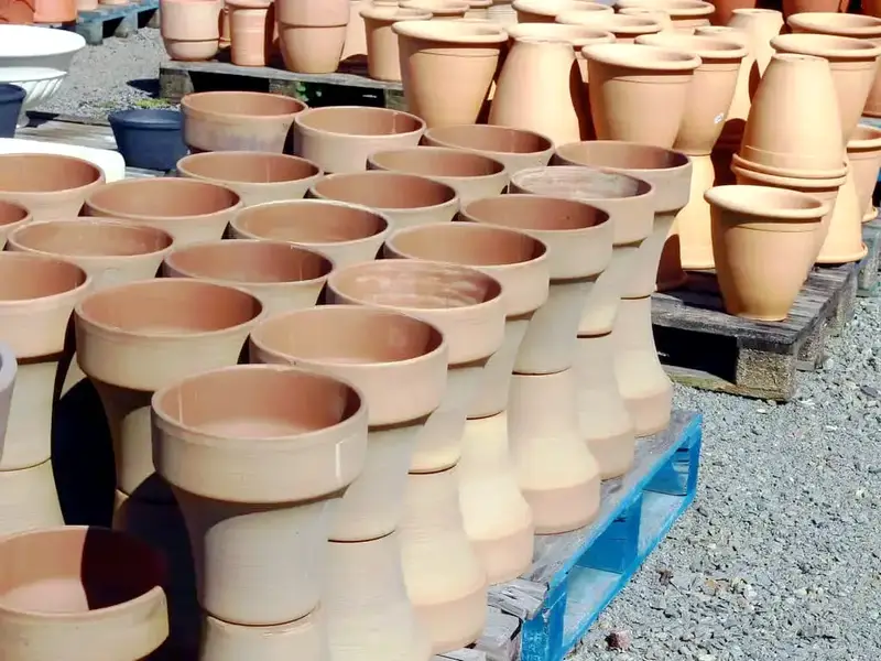 Pots en terre cuite pour plantes et fleurs