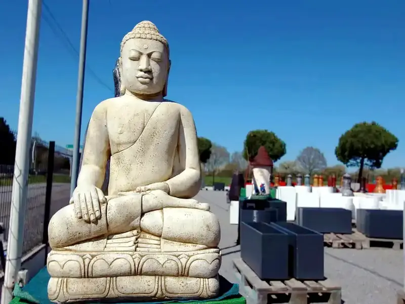 Pot en béton couleur noir