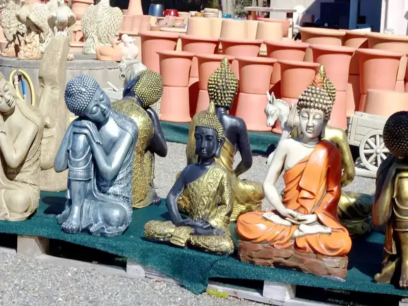 Statues zen asiatiques
